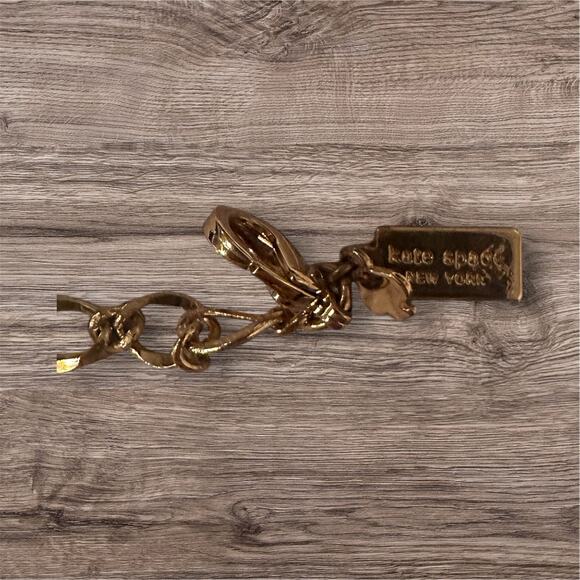 Kate Spade High Heel Stiletto Gold Tone Shoe Charm 9 inch Bracelet - Picture 3 of 3